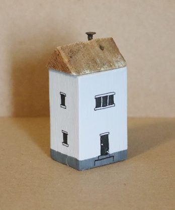 Tiny House #1990
